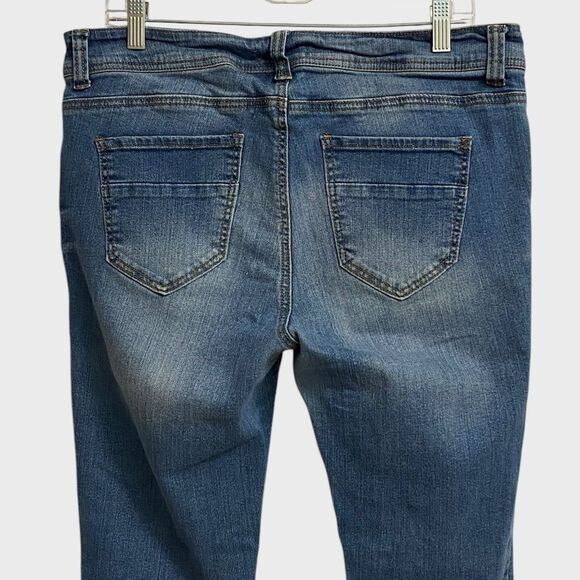 Forever 21 Distressed Faded Skinny Jeans Women's Size 14 Mid Wash Plus Sizes - Picture 10 of 14